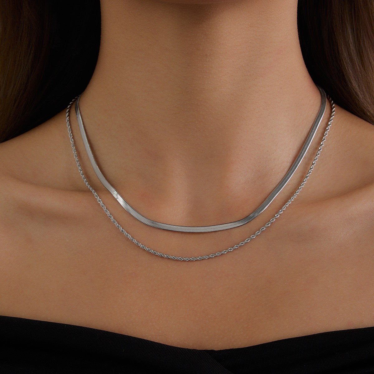 Collier Linea à plusieurs rangs